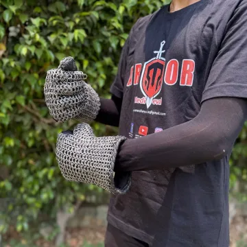 \\N