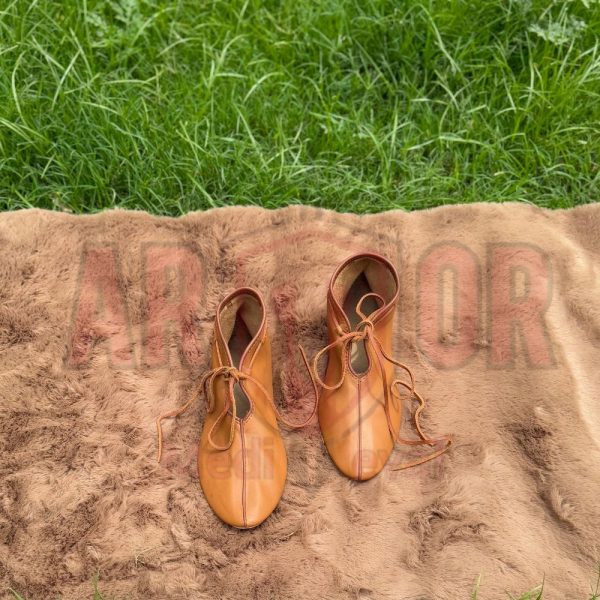Handcrafted Roman Leather Boots – Authentic Medieval Footwear | Genuine Leather
